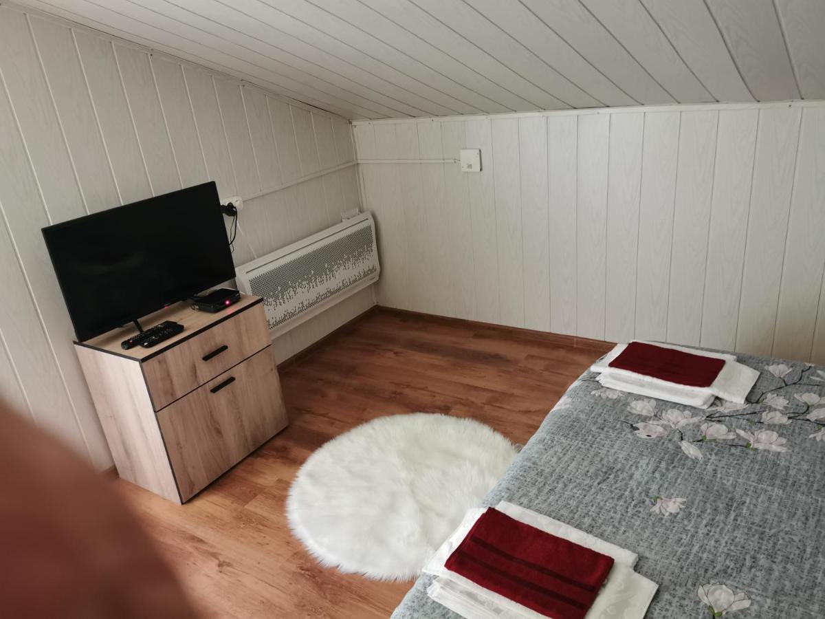 Cabana Lucia Tarcău-Gheuca Eksteriør billede