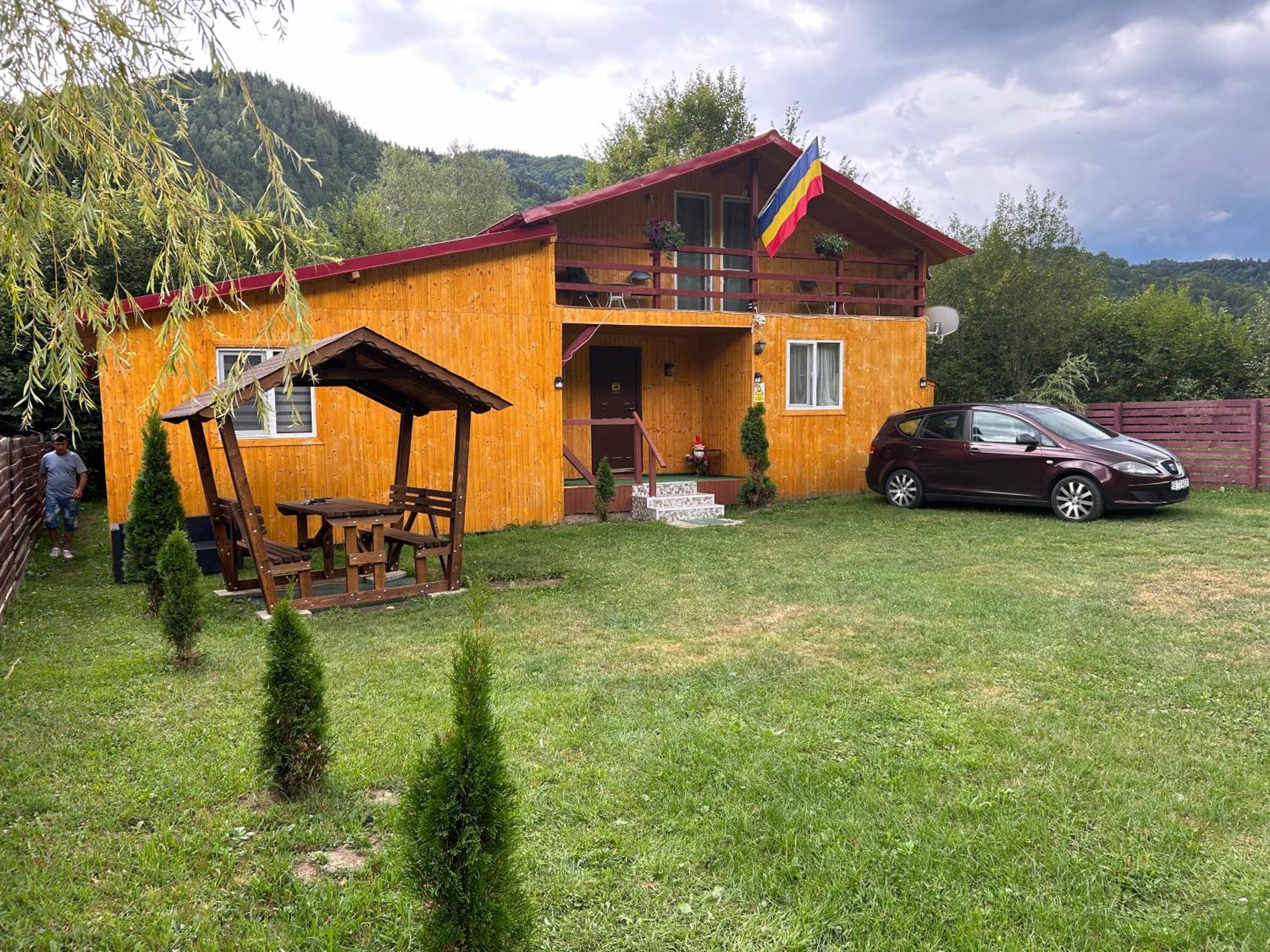 Cabana Lucia Tarcău-Gheuca Eksteriør billede
